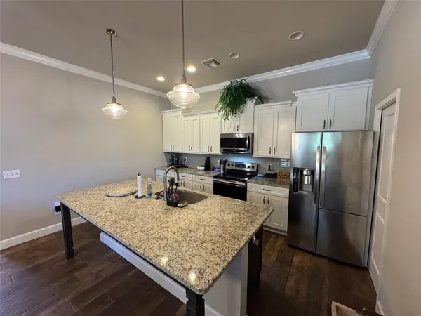 $3,100 | 12002 Southwest 29th Place, Gainesville, FL 32608