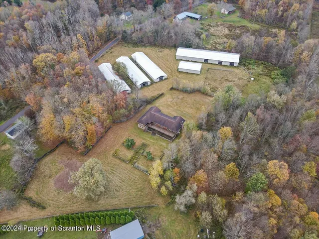 $1,395,000 | 434 Hemlock Road, Waymart, PA 18472
