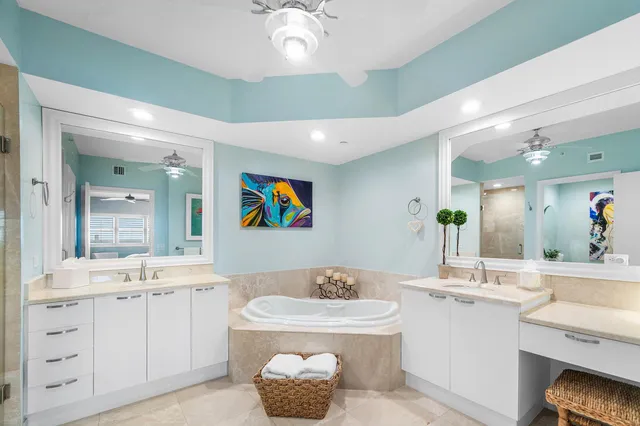 $4,200 | 2650 Lake Shore Drive, Unit 1202, Riviera Beach, FL 33404