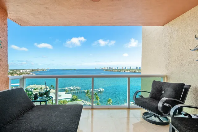 $4,200 | 2650 Lake Shore Drive, Unit 1202, Riviera Beach, FL 33404