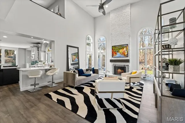 $1,050,000 | 1909 Shepard Road, Wildwood, MO 63038