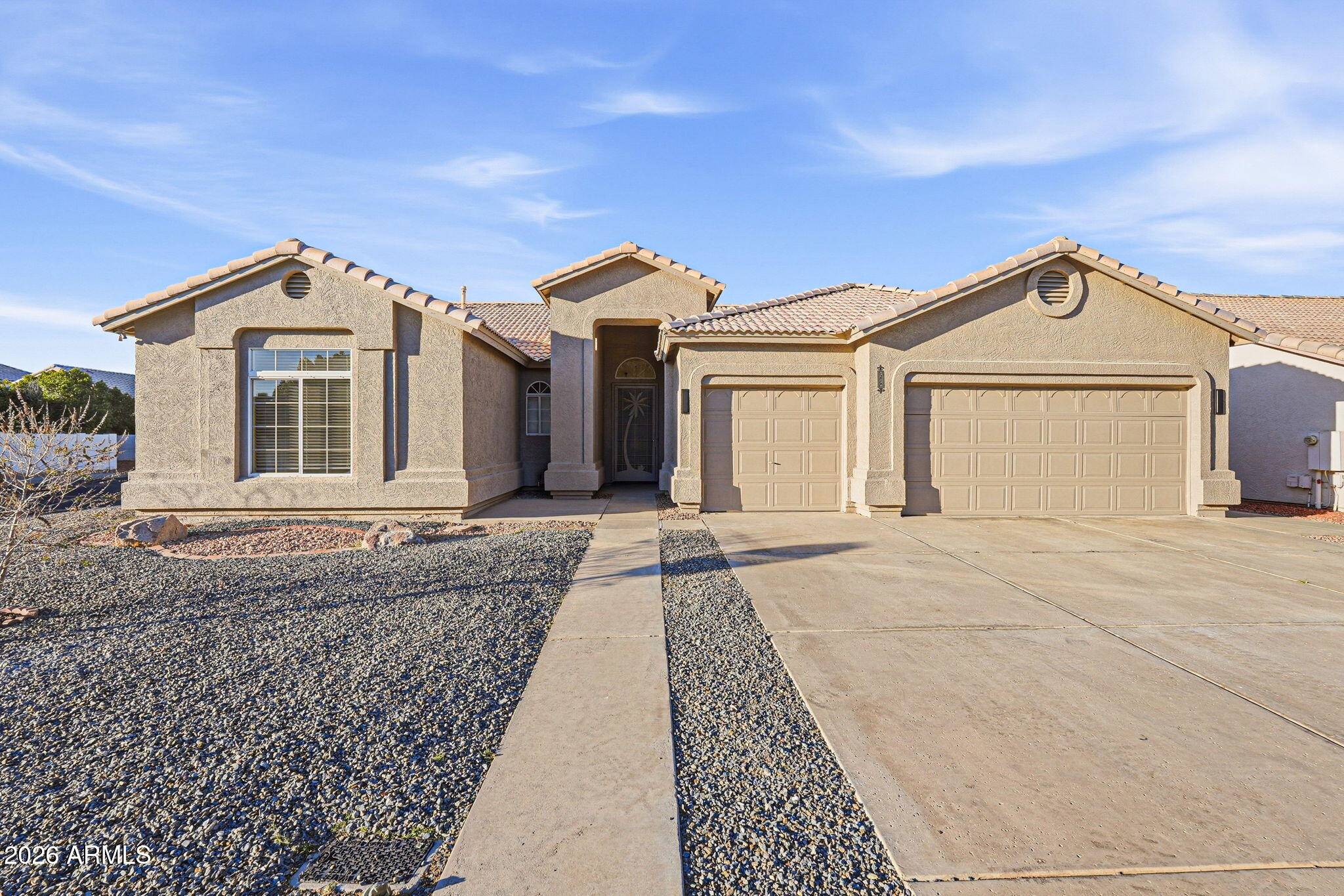 342 West El Freda Road Tempe, AZ 85284 - Photo 4 of 42 Front