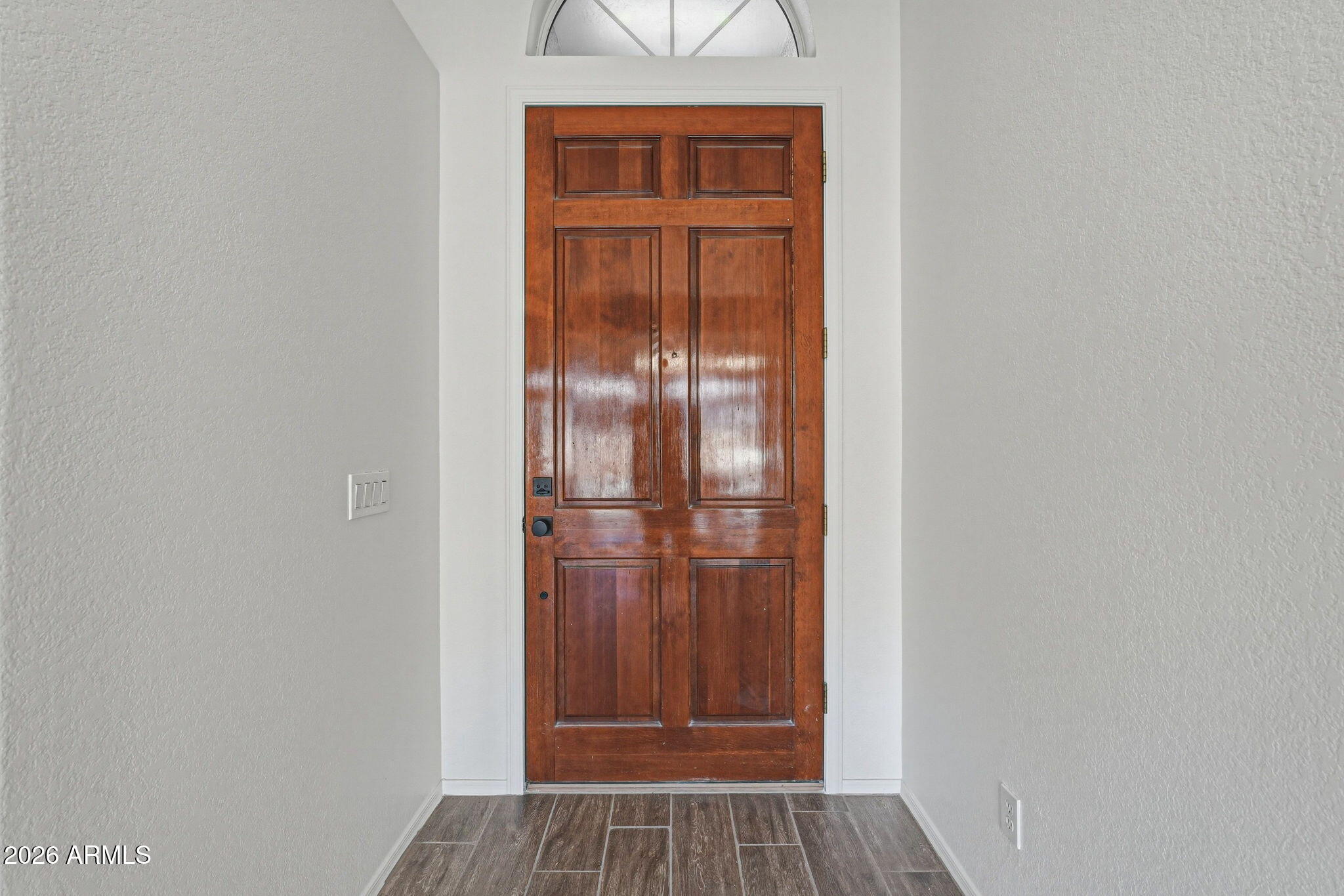 342 West El Freda Road Tempe, AZ 85284 - Photo 6 of 42 Entry