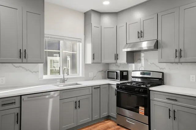 $3,200 | 47 Marshall Street, Unit 1, Medford, MA 02155