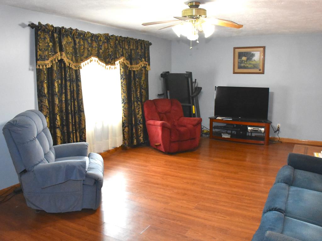 15897 Thompson Road Conneautville, PA 16406 - Photo 13 of 41