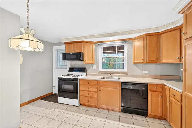 $234,900 | 2164 Constitution Boulevard, McKeesport, PA 15135