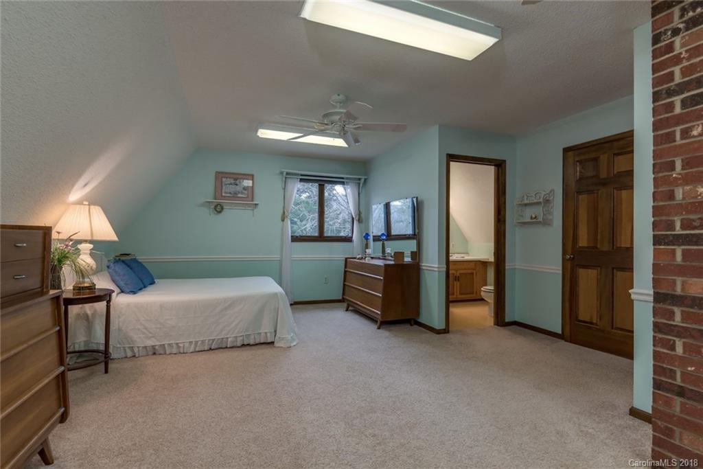 635 Wildcat View Ln Mill Spring Mill Spring, NC 28756 - Photo 13 of 26