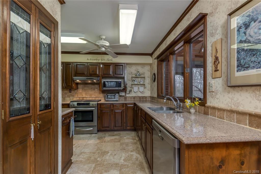 635 Wildcat View Ln Mill Spring Mill Spring, NC 28756 - Photo 7 of 26