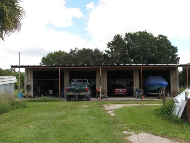 8300 Southwest Springhaven Avenue Indiantown, FL 34956 - Photo 3 of 6 Gallery Image 3