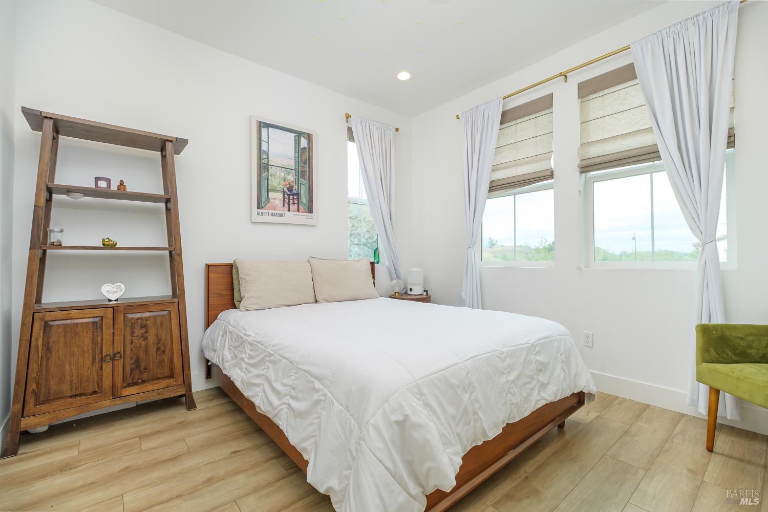 715 Rockview Road Novato, CA 94949 - Photo 15 of 35 1st level Primary ensuite bedroom.