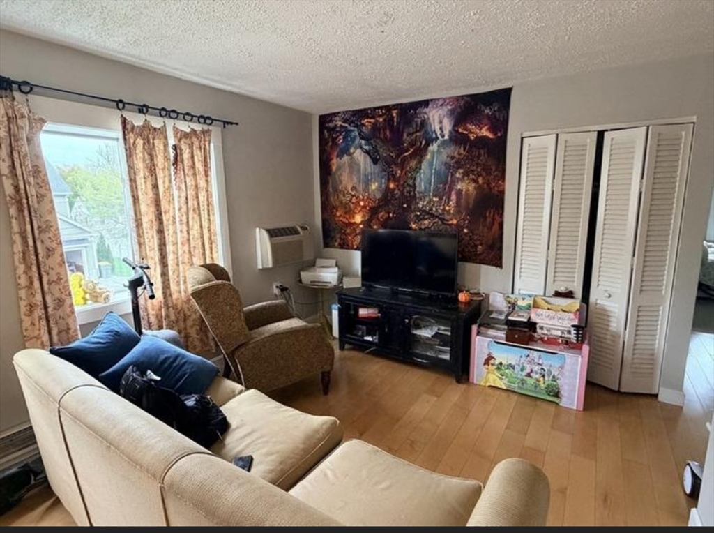 1 Universal Street, Unit 9 Framingham, MA 01702 - Photo 5 of 6