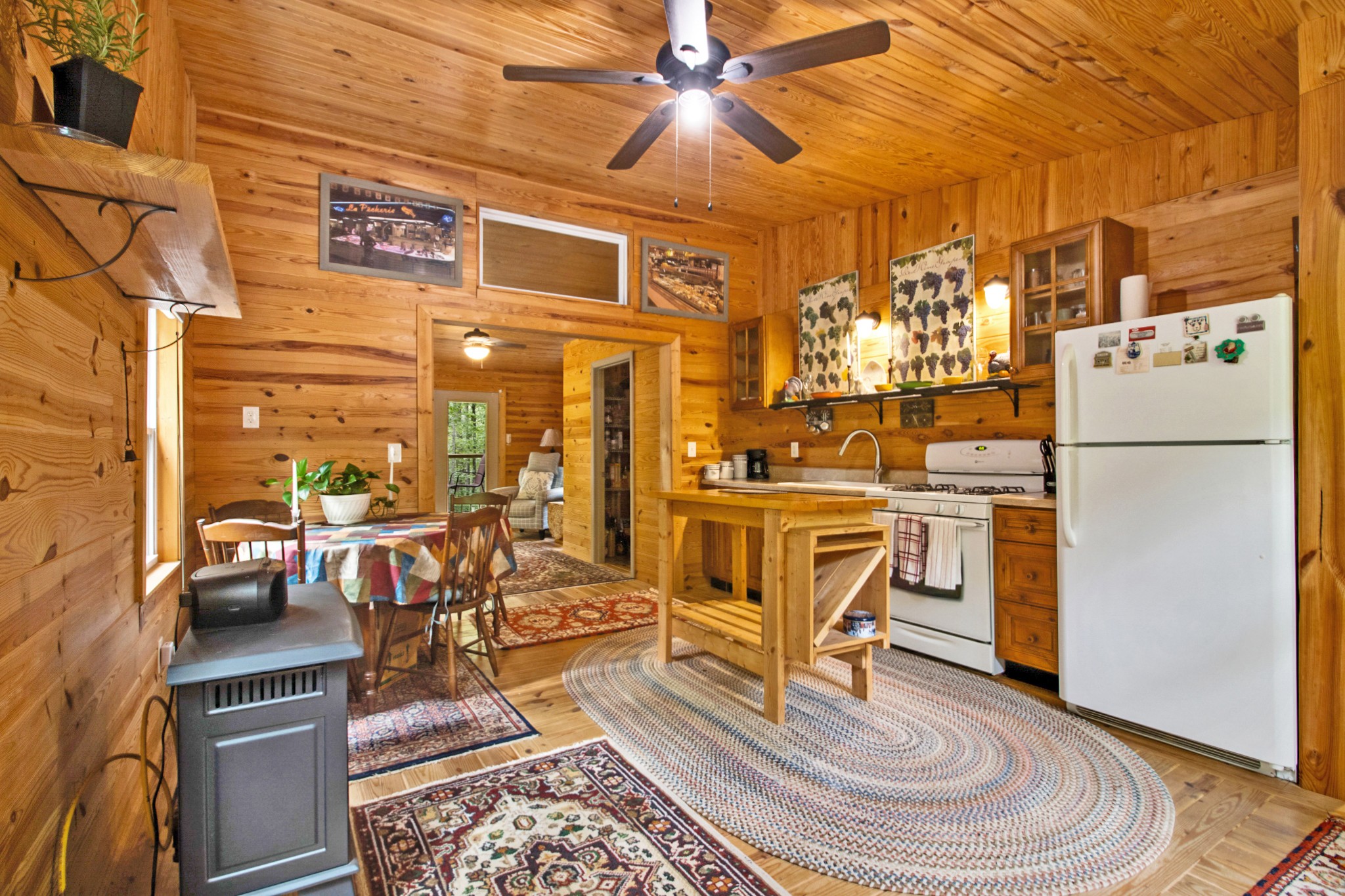 81 Lou Road Pikeville, TN 37367 - Photo 4 of 24 Gallery Image 4
