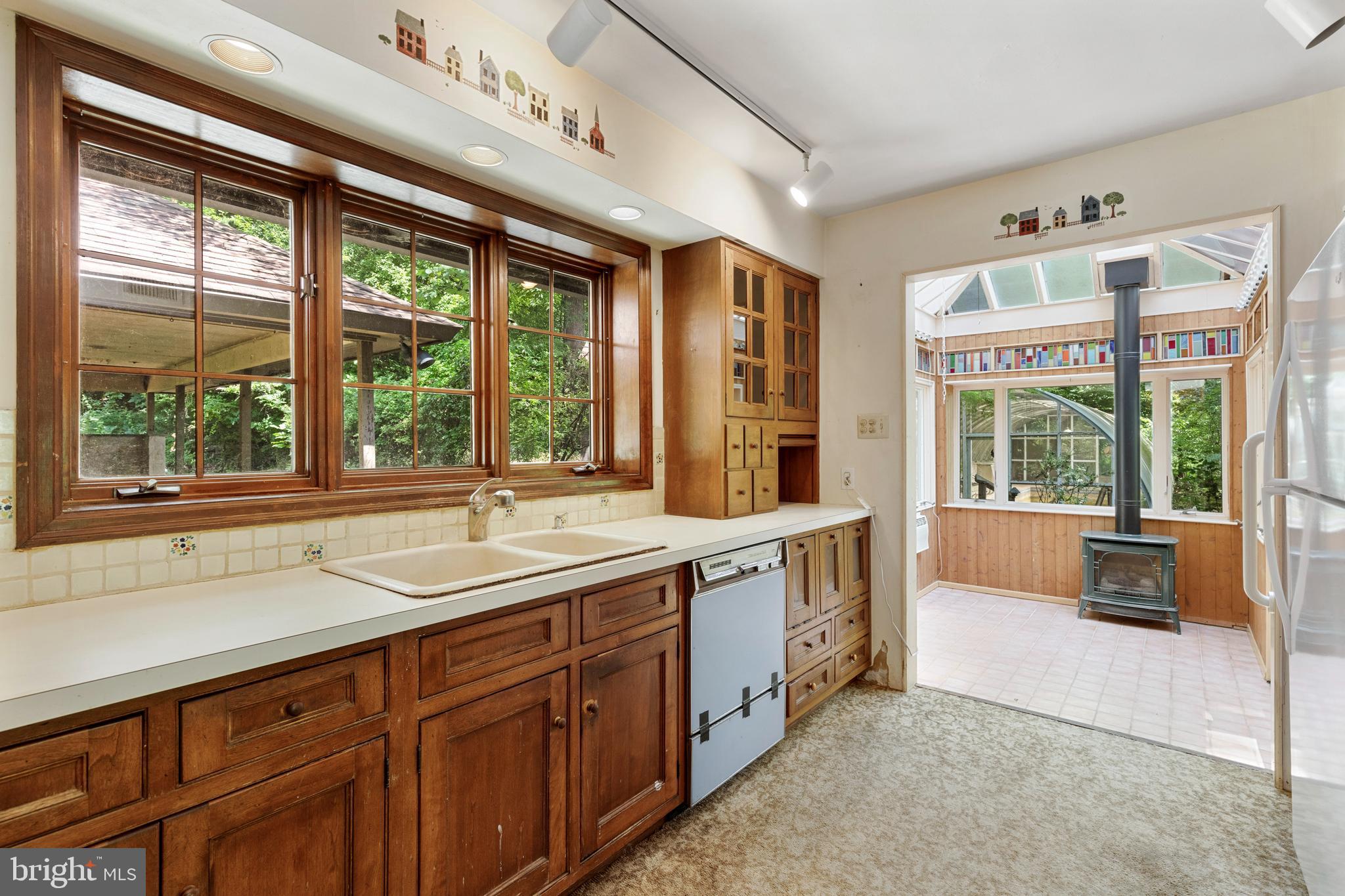 1236 Eagle Road New Hope, PA 18938 - Photo 17 of 40 Kitchen