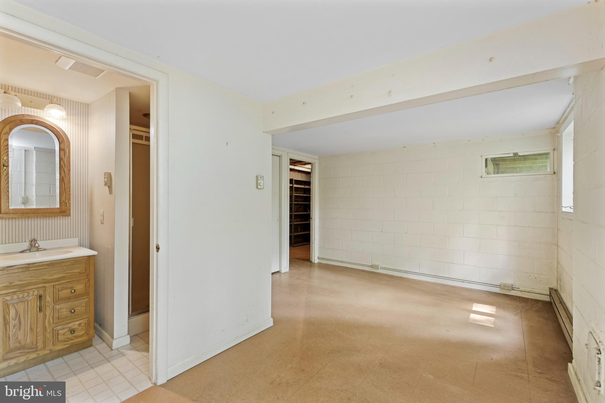 1236 Eagle Road New Hope, PA 18938 - Photo 23 of 40 Lower Level Full Bath