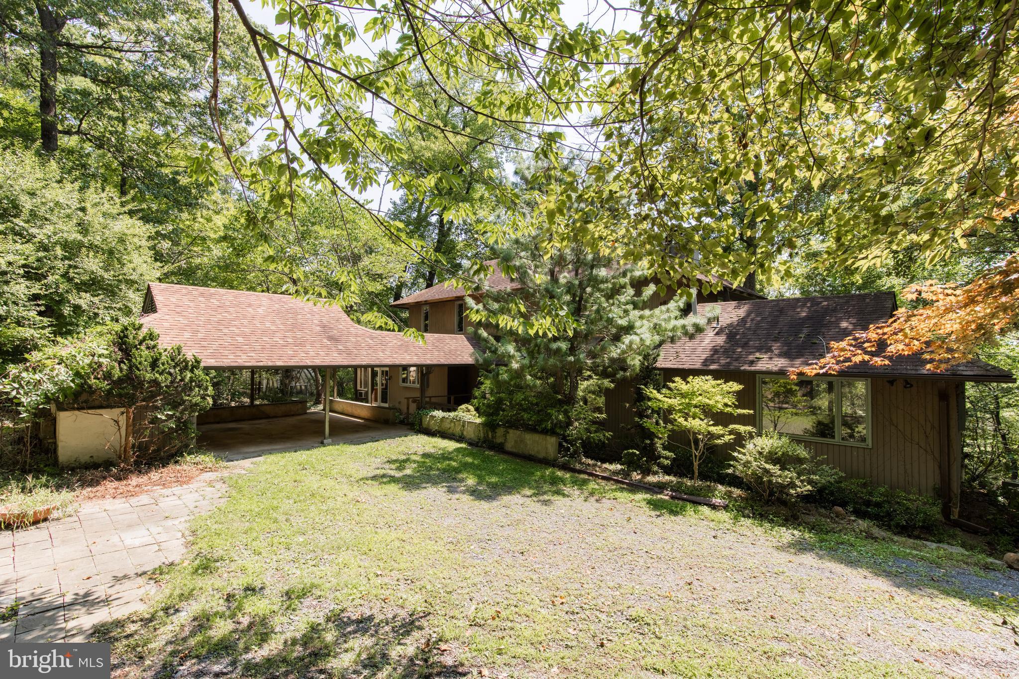 1236 Eagle Road New Hope, PA 18938 - Photo 35 of 40 View from Driveway / Entry