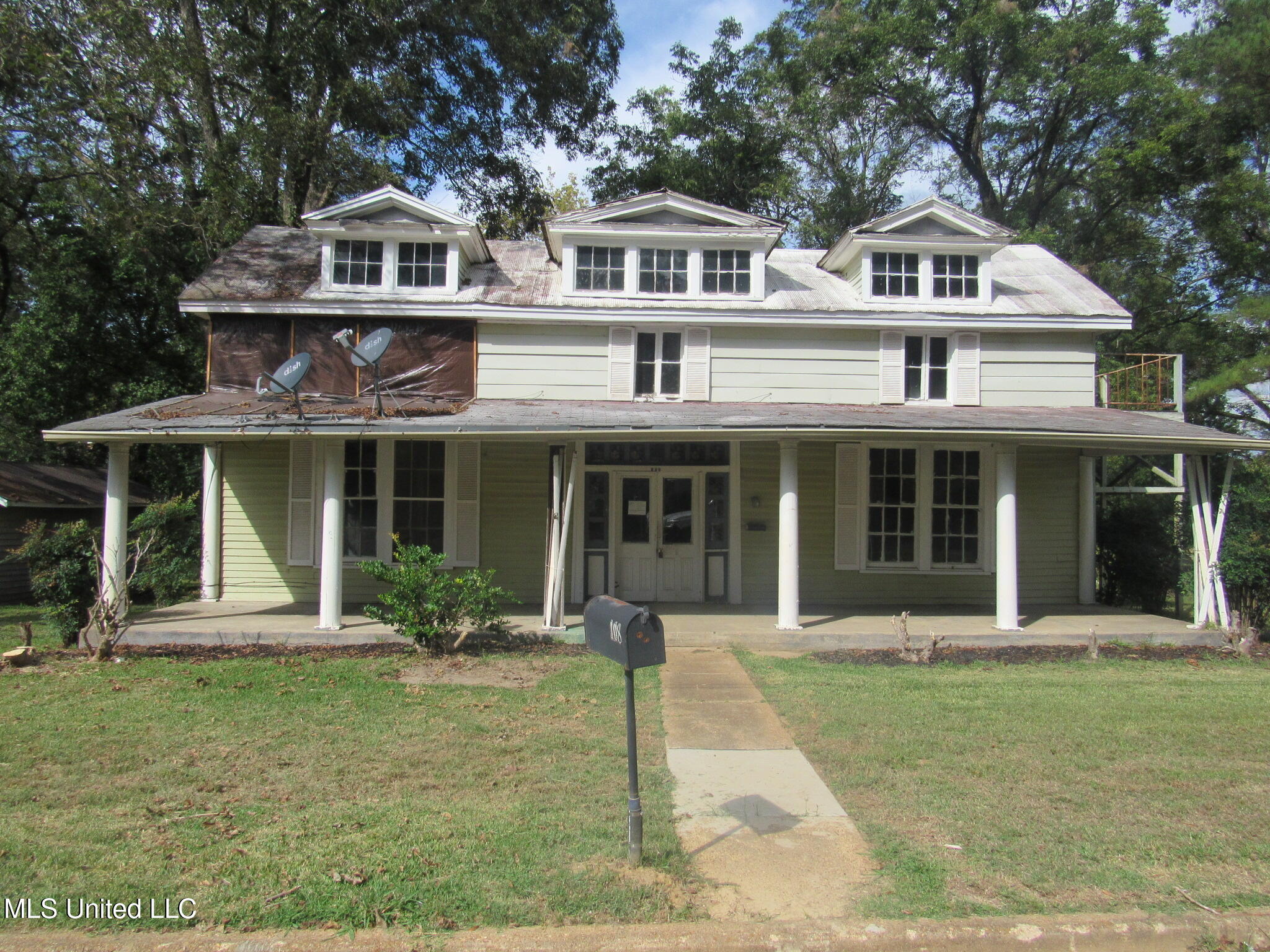 108 Hightower Street Sardis, MS 38666 - Photo 1 of 17 front