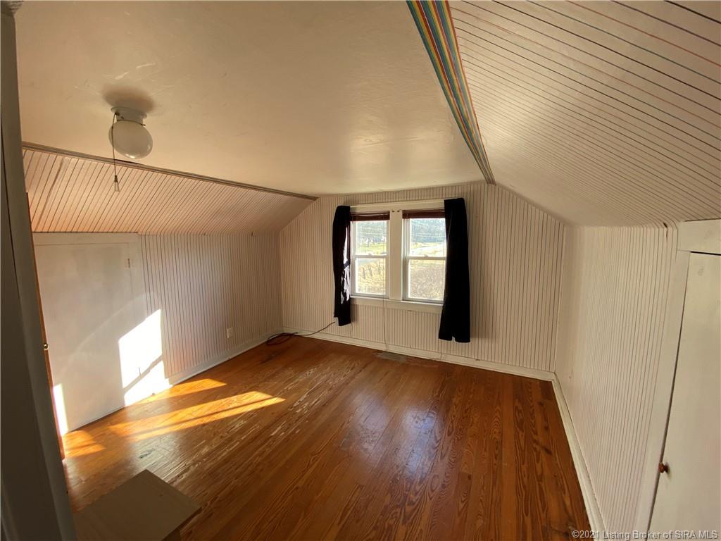 2015 West Moonglo Road Scottsburg, IN 47170 - Photo 15 of 19 Gallery Image 15