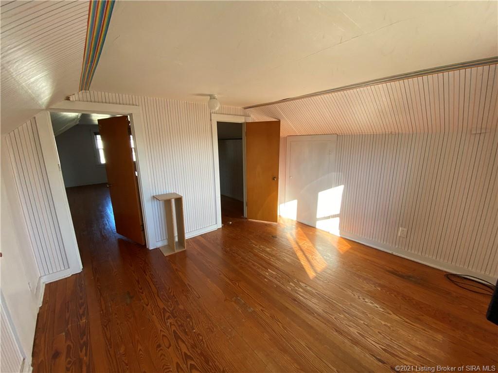 2015 West Moonglo Road Scottsburg, IN 47170 - Photo 16 of 19 Gallery Image 16