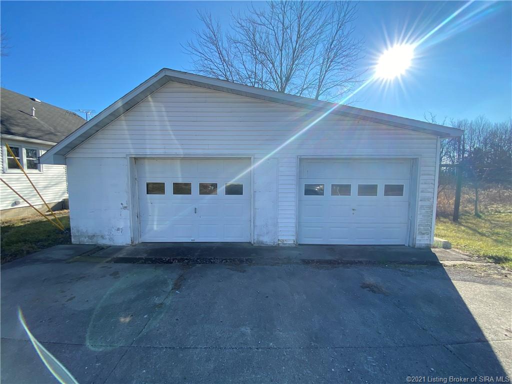 2015 West Moonglo Road Scottsburg, IN 47170 - Photo 19 of 19 Gallery Image 19