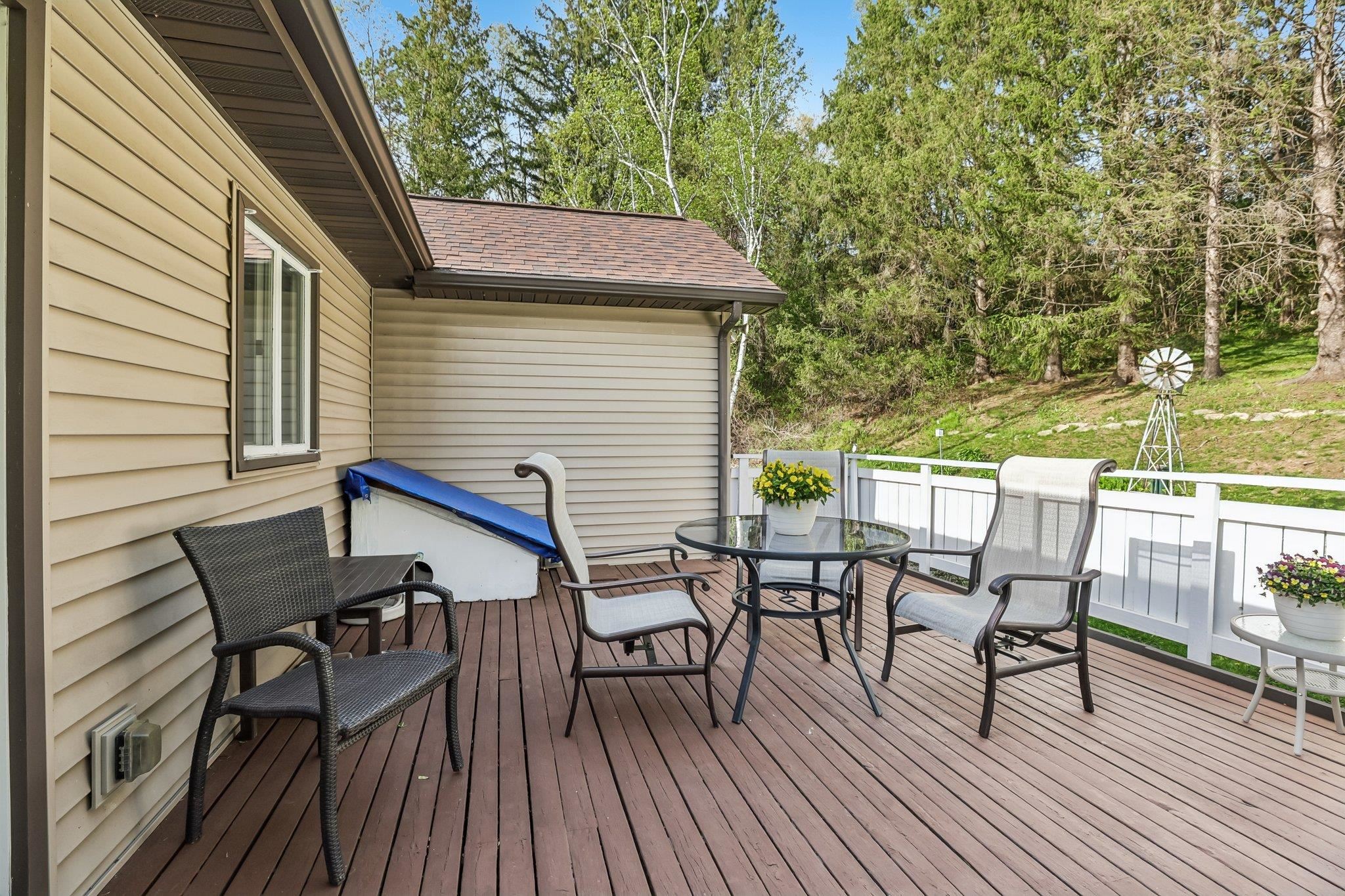 5030 South Valley Road Black Earth, WI 53515 - Photo 39 of 55