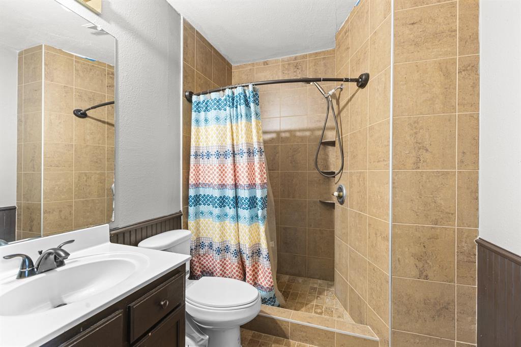 702 Aldridge Street Commerce, TX 75428 - Photo 11 of 18