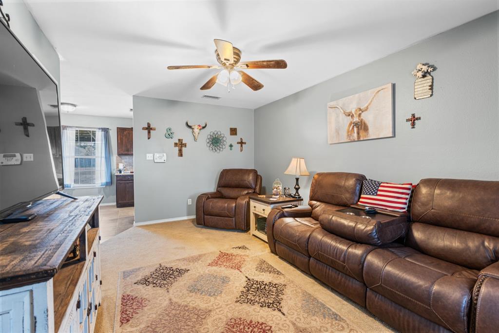 702 Aldridge Street Commerce, TX 75428 - Photo 8 of 18