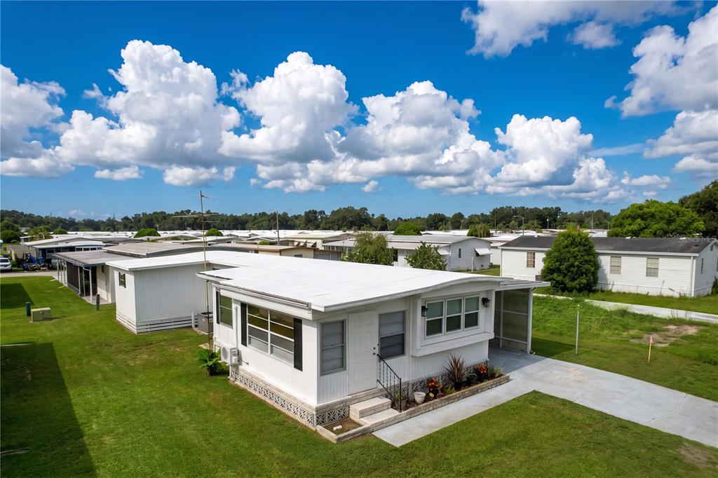 6965 Fort King Road Zephyrhills, FL 33541 - Photo 11 of 23 Gallery Image 11