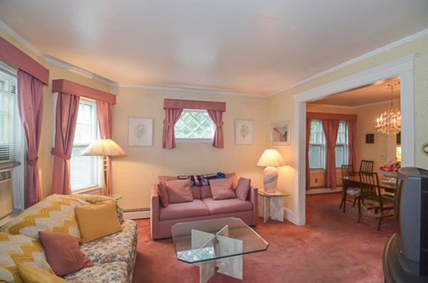 8 Thurston Road Watertown, MA 02472 - Photo 9 of 25 Gallery Image 9