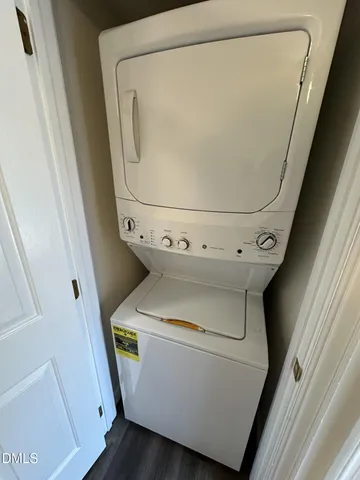 $925 | 3532 Ivy Commons Drive, Unit 301, Raleigh, NC 27606