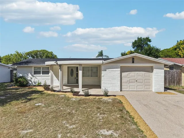 $2,100 | 5753 10th Avenue, New Port Richey, FL 34652