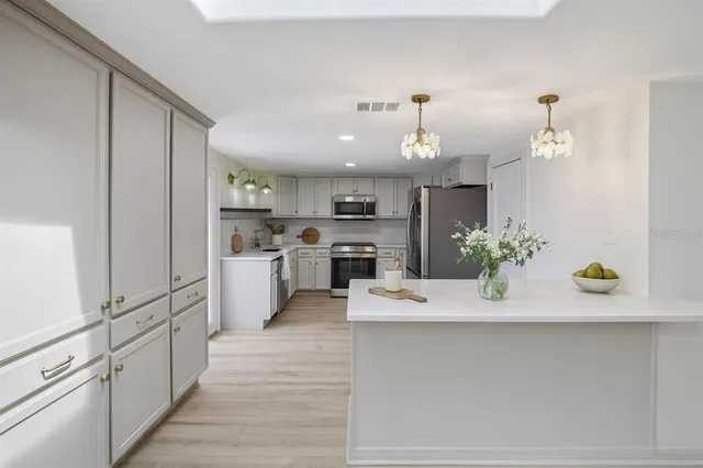 $2,100 | 5753 10th Avenue, New Port Richey, FL 34652