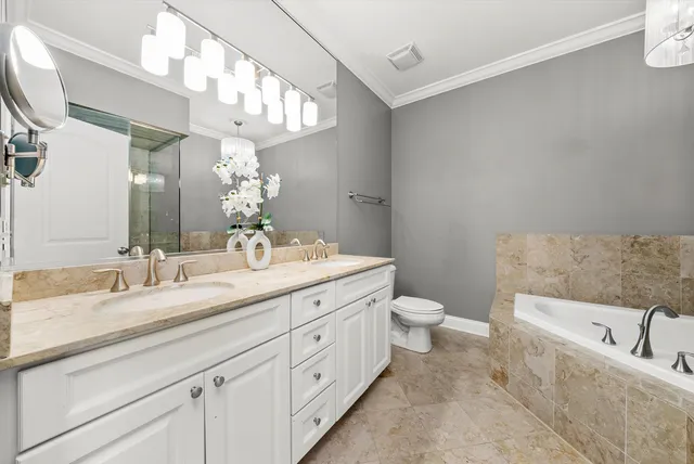 $849,000 | 1116 West Hubbard Street, Unit 1E, Chicago, IL 60642