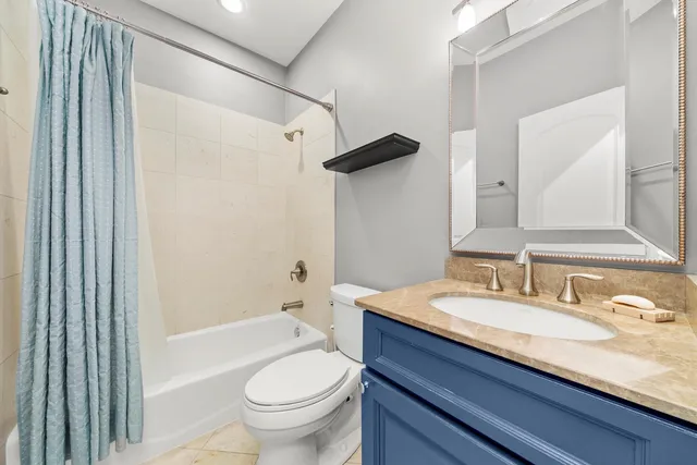 $849,000 | 1116 West Hubbard Street, Unit 1E, Chicago, IL 60642