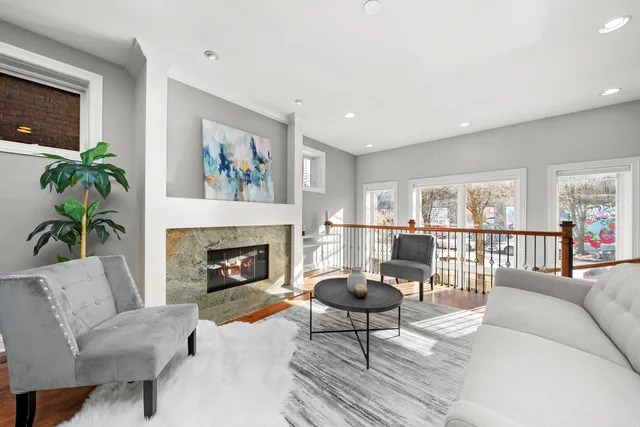 $849,000 | 1116 West Hubbard Street, Unit 1E, Chicago, IL 60642