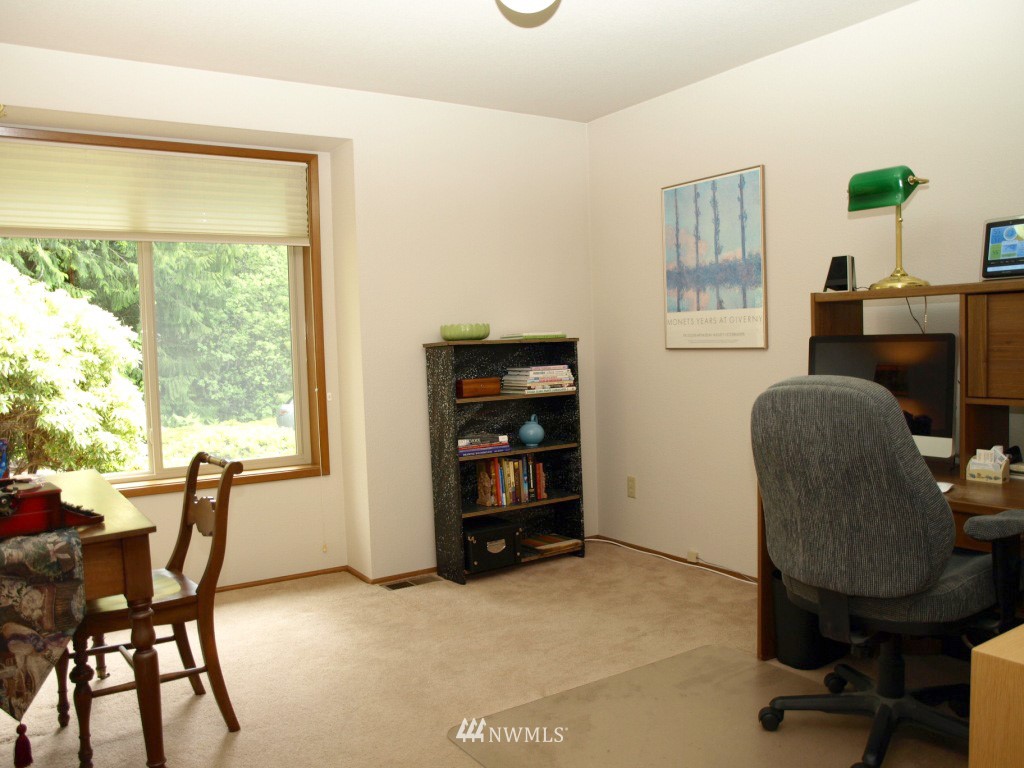 7032 Foothill Loop Southwest Olympia, WA 98512 - Photo 15 of 25 Gallery Image 15