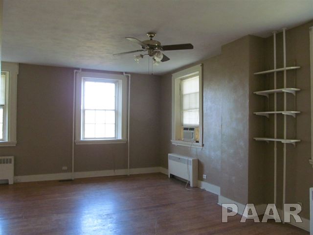 4904 North Wiley Road Elmwood, IL 61529 - Photo 10 of 15 Gallery Image 10