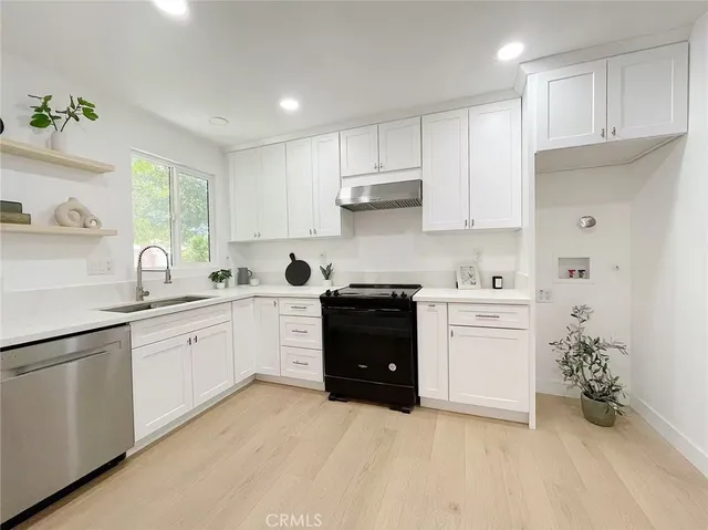 $528,000 | 602 Courtland Drive West, San Bernardino, CA 92405