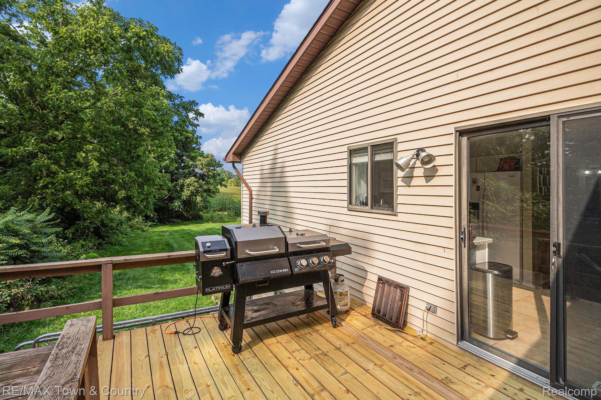 8040 Potter Road Flushing, MI 48433 - Photo 30 of 36 Gallery Image 30