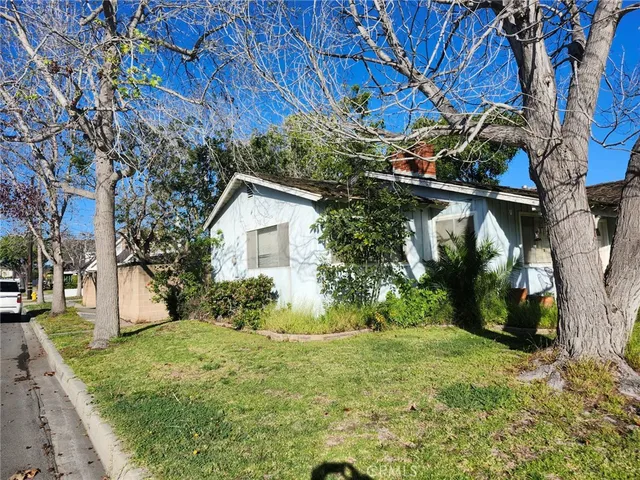 $2,500,000 | 1203 Park Huntington Beach, Huntington Beach, CA 92648