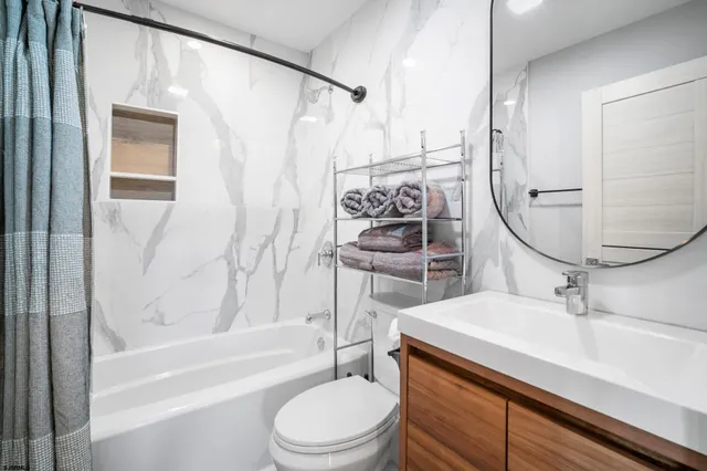 $2,000 | 21 North Albany Avenue, Unit 3, Atlantic City, NJ 08401