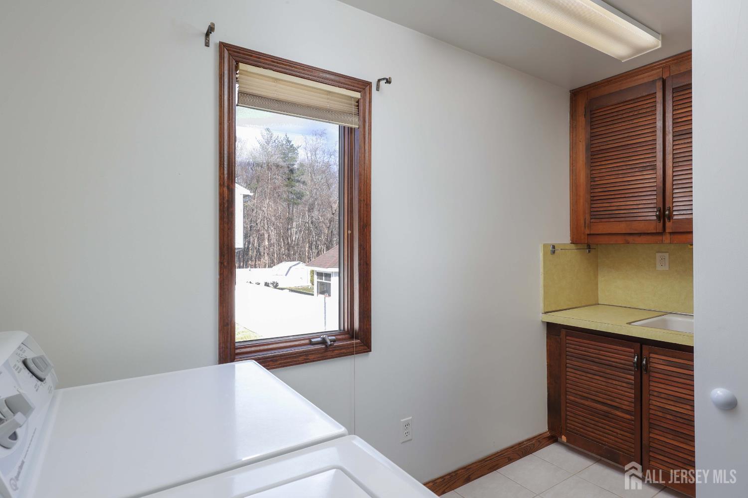 463 Cottrell Road Old Bridge, NJ 08857 - Photo 20 of 39