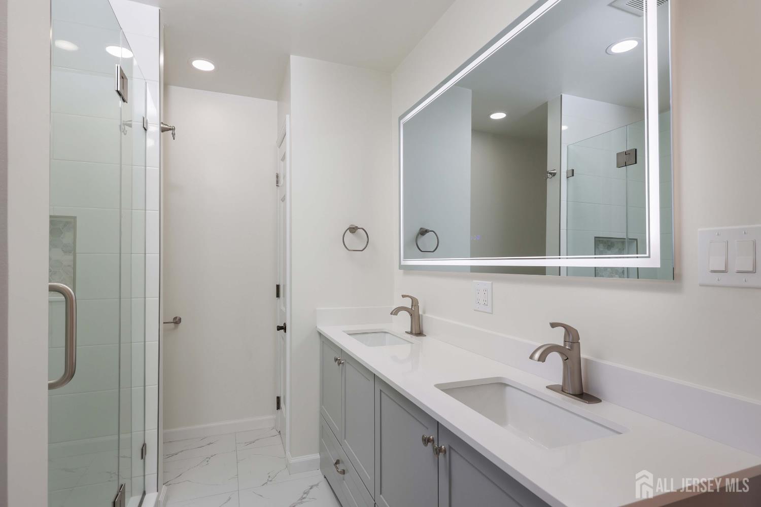 463 Cottrell Road Old Bridge, NJ 08857 - Photo 28 of 39