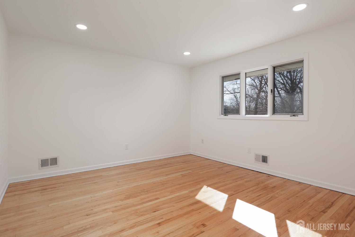 463 Cottrell Road Old Bridge, NJ 08857 - Photo 29 of 39