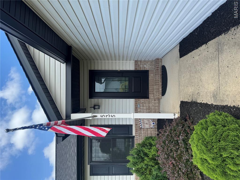 535 Shamrock Drive Waterloo, IL 62298 - Photo 5 of 39