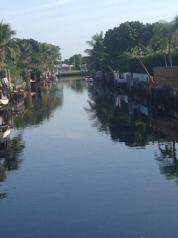 772 Apple Tree Lane Boca Raton, FL 33486 - Photo 35 of 39 772 Canal