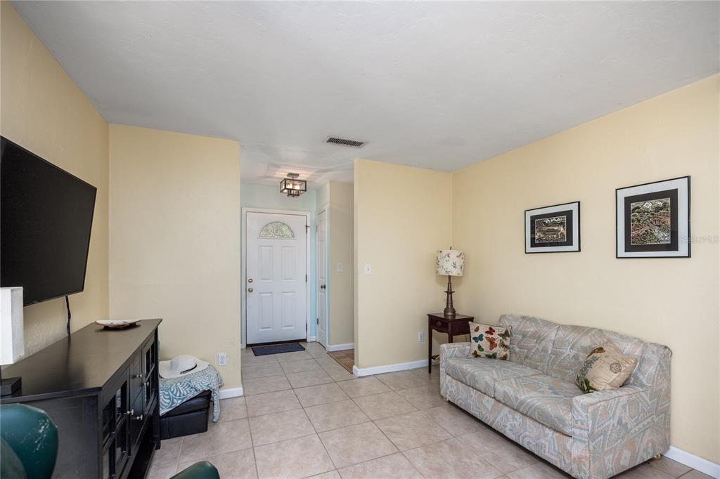 11212 Southwest 86th Place Gainesville, FL 32608 - Photo 12 of 50