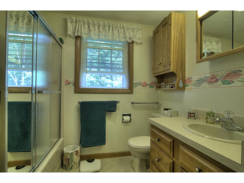 19 Clement Road Bow, NH 03304 - Photo 16 of 22
