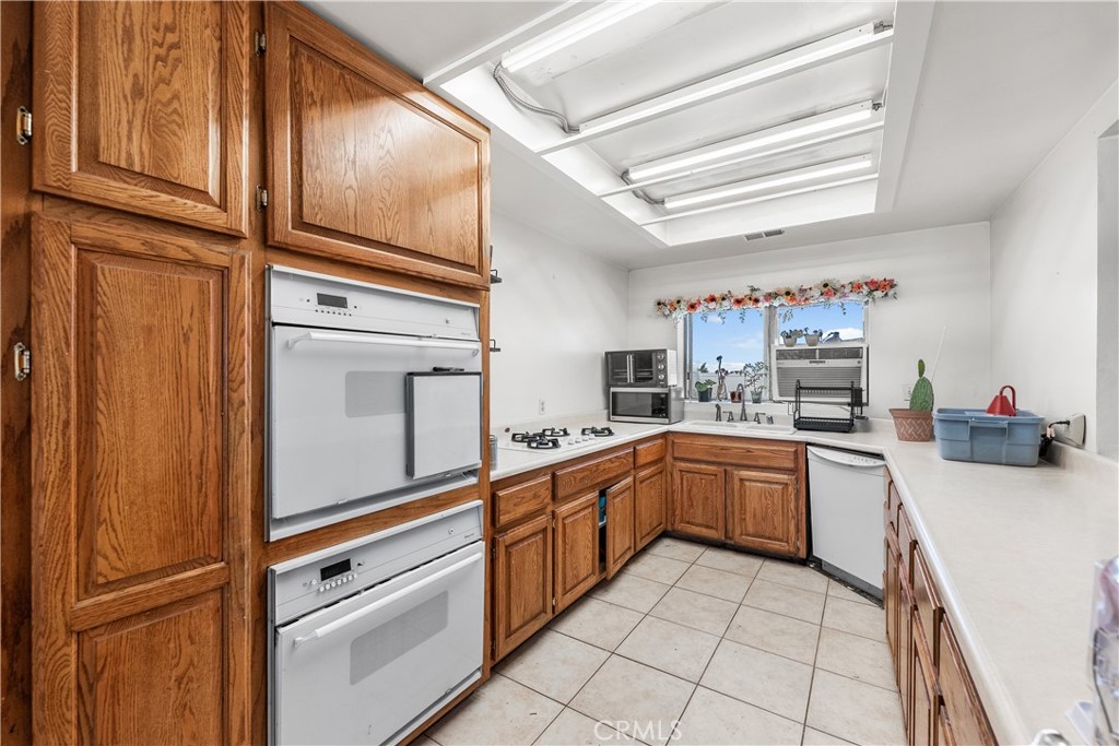 3104 Sacramento Road Phelan, CA 92371 - Photo 12 of 42