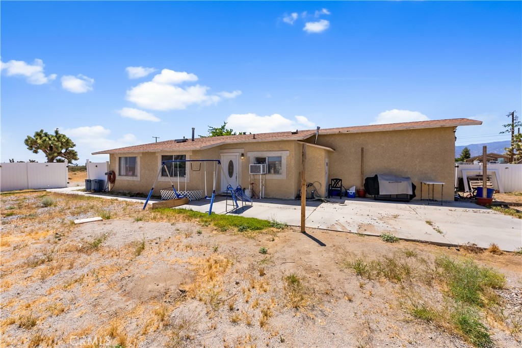 3104 Sacramento Road Phelan, CA 92371 - Photo 29 of 42