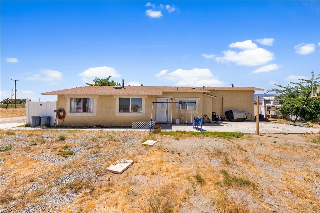 3104 Sacramento Road Phelan, CA 92371 - Photo 30 of 42